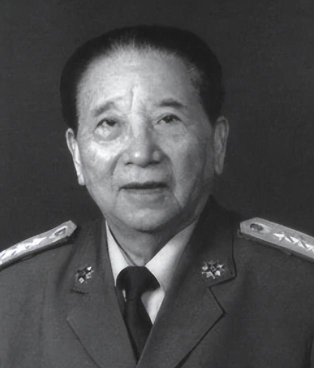 1972年周恩来急召回京秦：总理要见我我穿什么衣服去(图8)